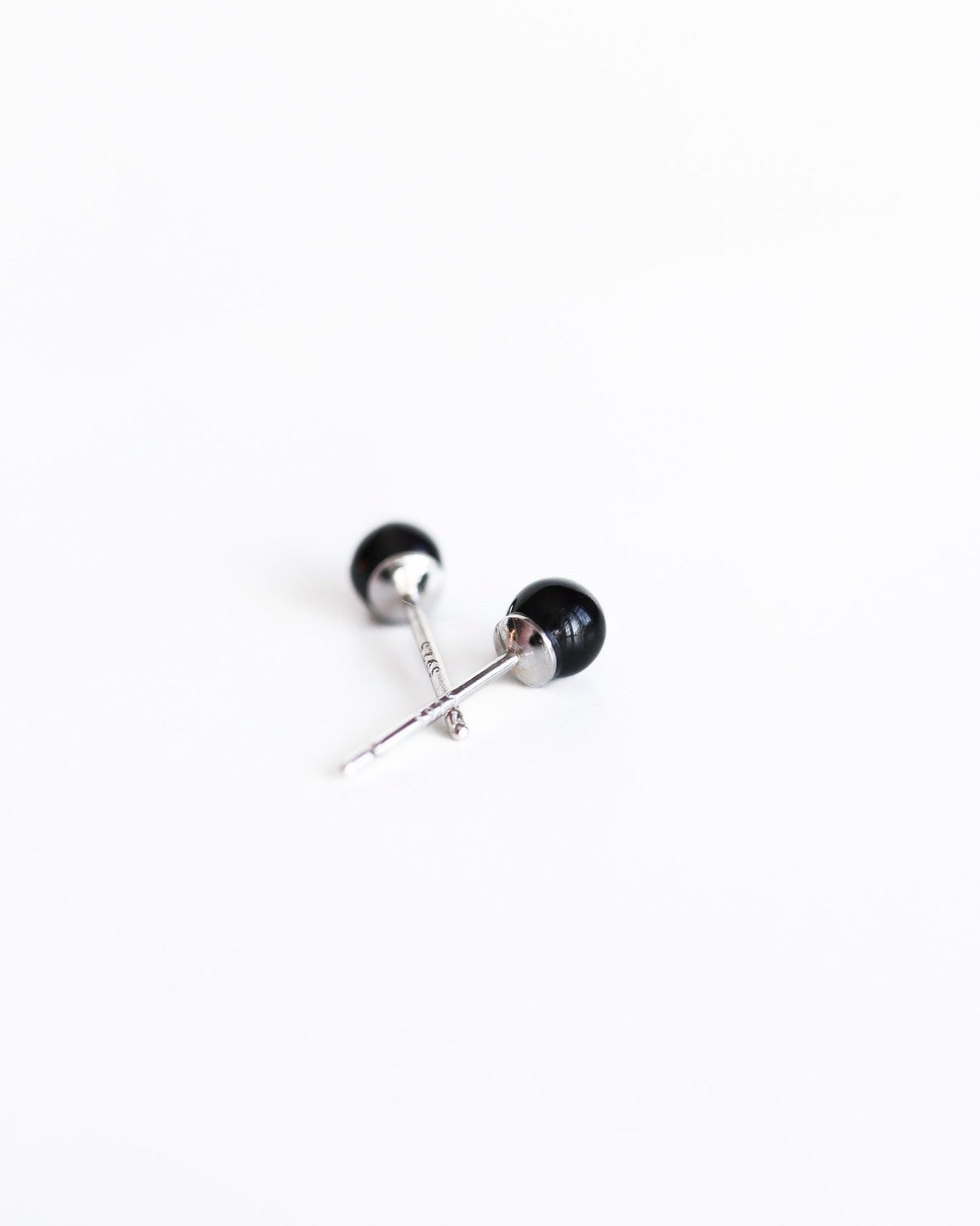Black Agate Minimalist Stud Earrings, 925 Silver, Gift for Her or Him, Small Earrings for Sensitive Ears - Ollijewelry