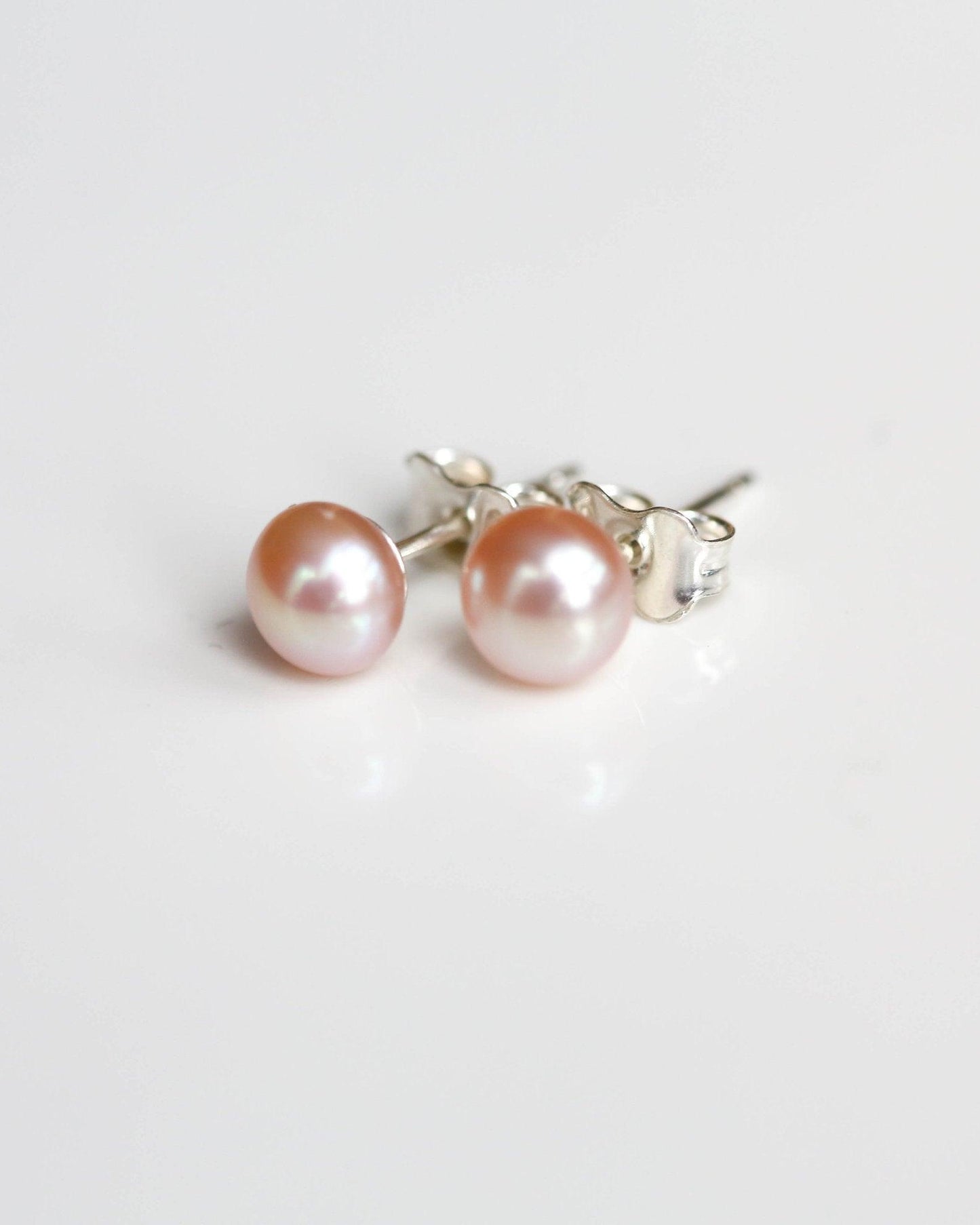 Pearl pink studs earrings with silver posts - Ollijewelry