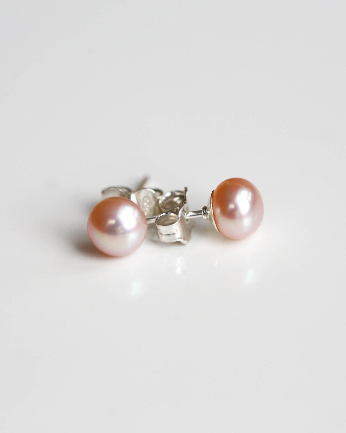 Pearl pink studs earrings with silver posts - Ollijewelry