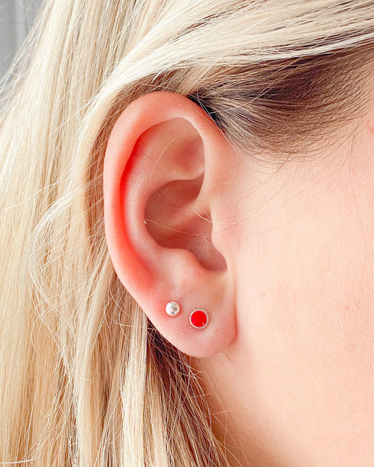 Red silver stud earrings - Ollijewelry