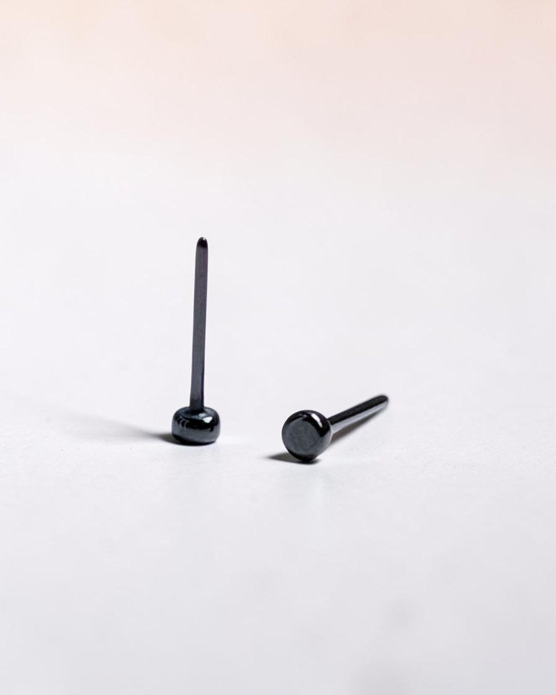 Super tiny studs - Bio ceramic