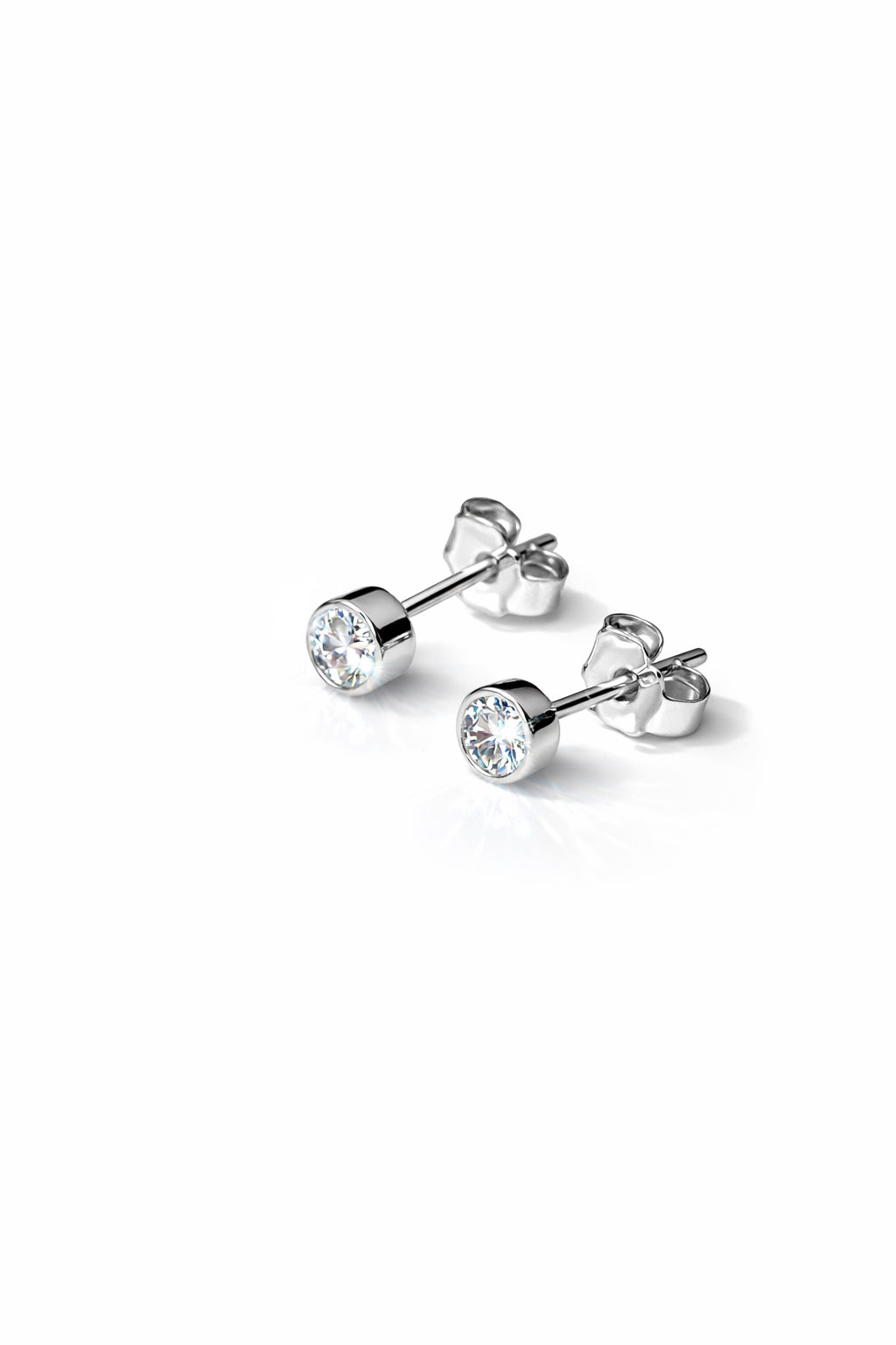 Delicate tiny cubic zirconia earrings in 925 sterling silver
