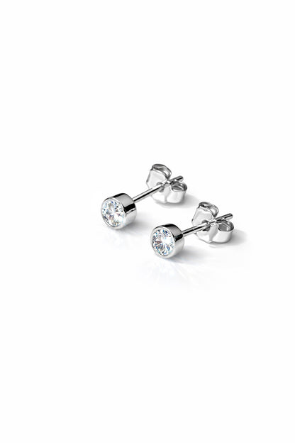Delicate tiny cubic zirconia earrings in 925 sterling silver
