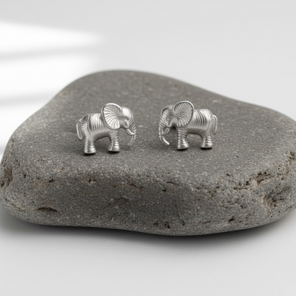 Elephant stud earrings in 925 sterling silver