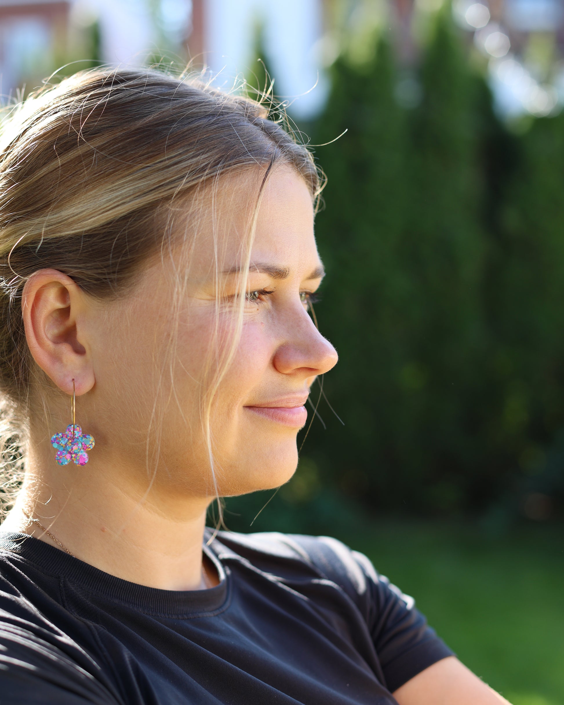 Delicate floral statement earrings made from crystal resin - Ollijewelry