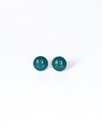 Green stud earrings with stellar glitter 8mm - Handmade jewelry