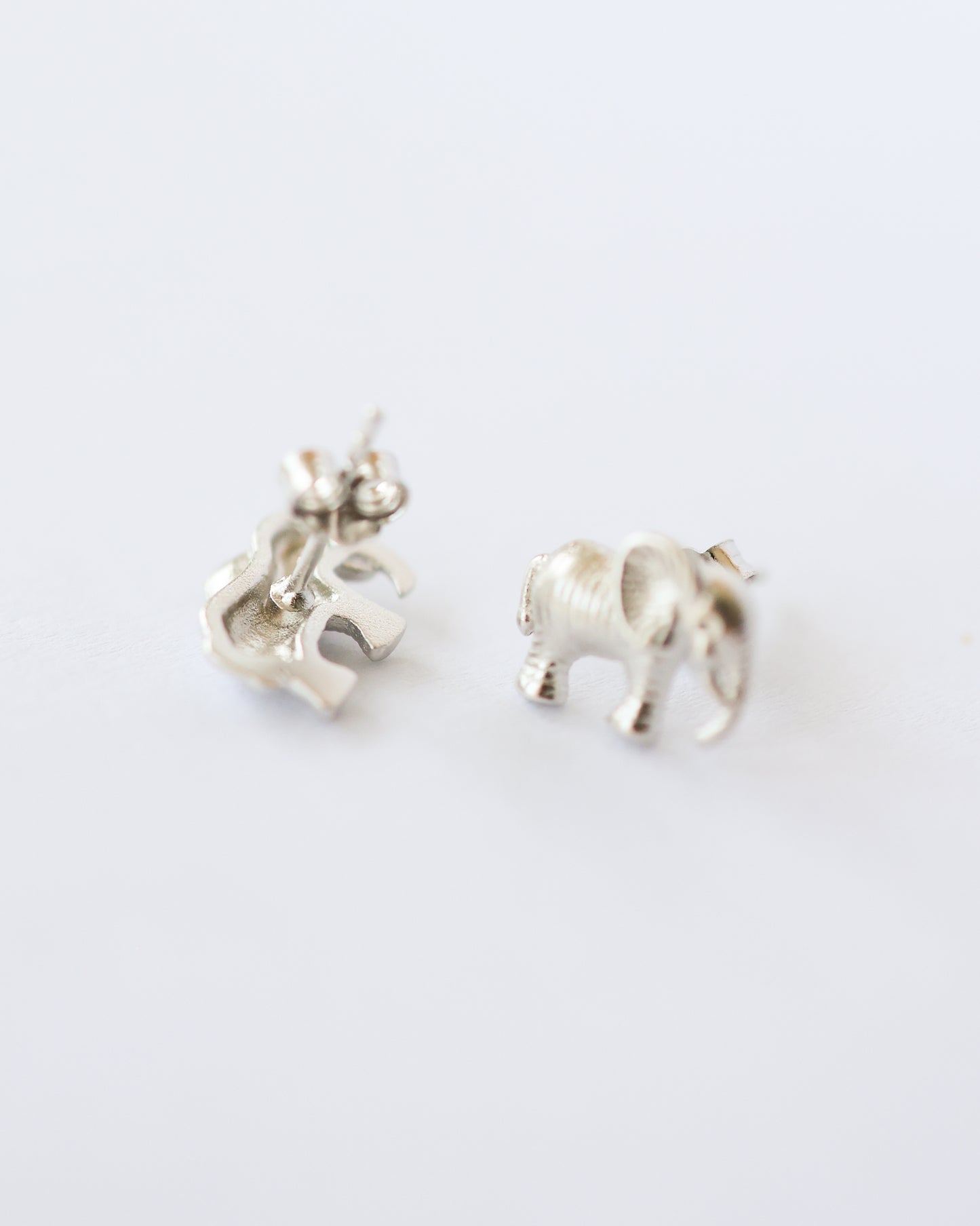 Elephant stud earrings in 925 sterling silver