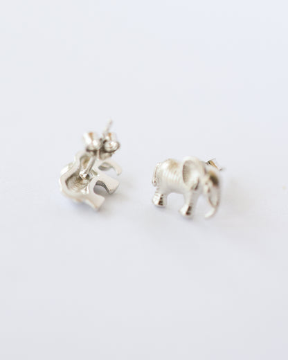 Elephant stud earrings in 925 sterling silver