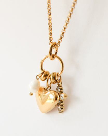 Gold Stainless Heart Pendant Necklace – Elegant Charm Necklace