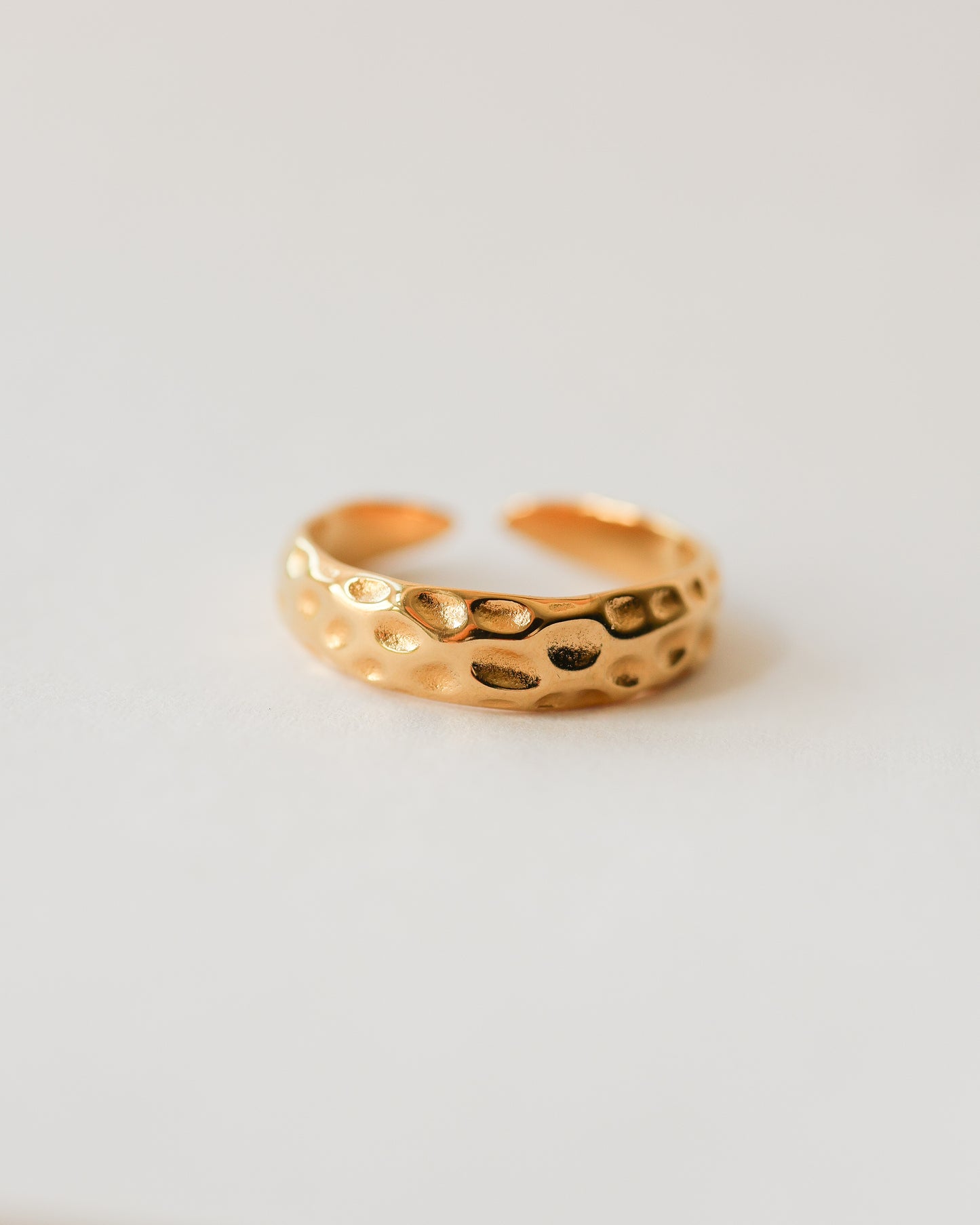 Bague ouverte vintage haut de gamme en métal doré brossé