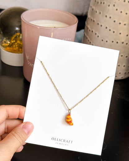 Croissant Stainless steel delicate necklace