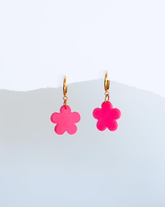 Cute floral statement earrings made from crystal resin - Ollijewelry