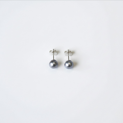 Grey pearl stud earrings