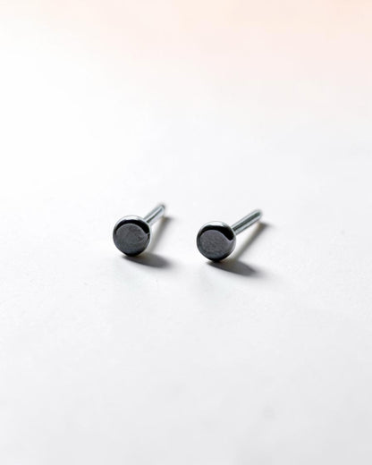 Super tiny studs - Bio ceramic
