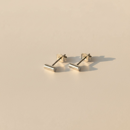 Bar stud earrings in 925 sterling silver