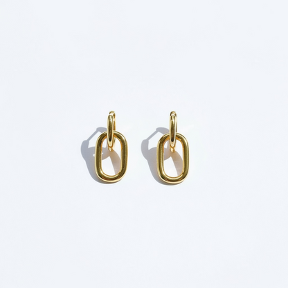 The Ella earrings made in 18k gold
