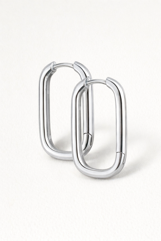 Boucles d'oreilles créoles argentées plaquées rhodium