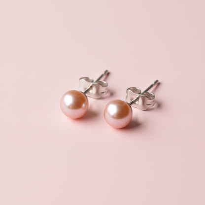 Boucles d'oreilles clous rose nacré avec tiges en argent