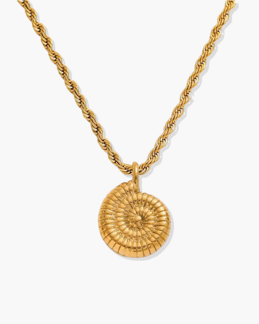 Rope Chain Necklace with Cute Snail Pendant