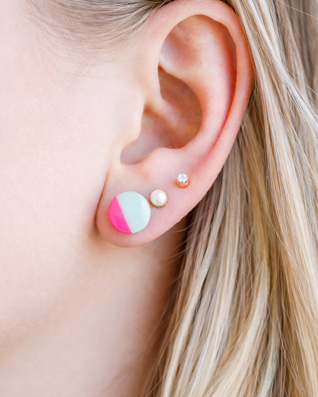 Boucles d'oreilles délicates menthe et fuchsia