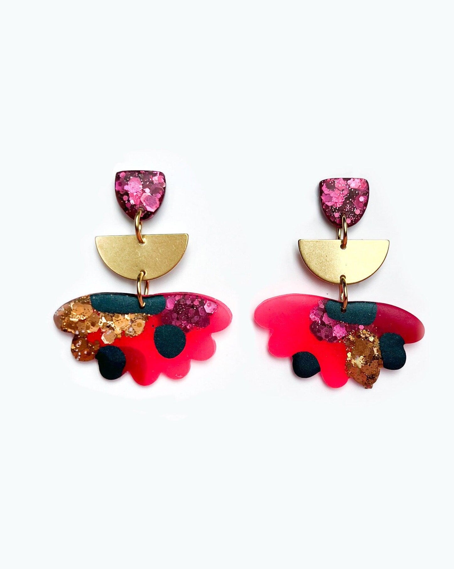 Bright statement earrings, Pink flower earrings with colourful glitter, Handmade jewelry gift - Ollijewelry