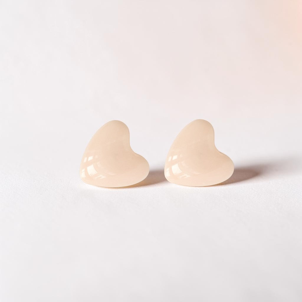 Delicate heart studs earrings