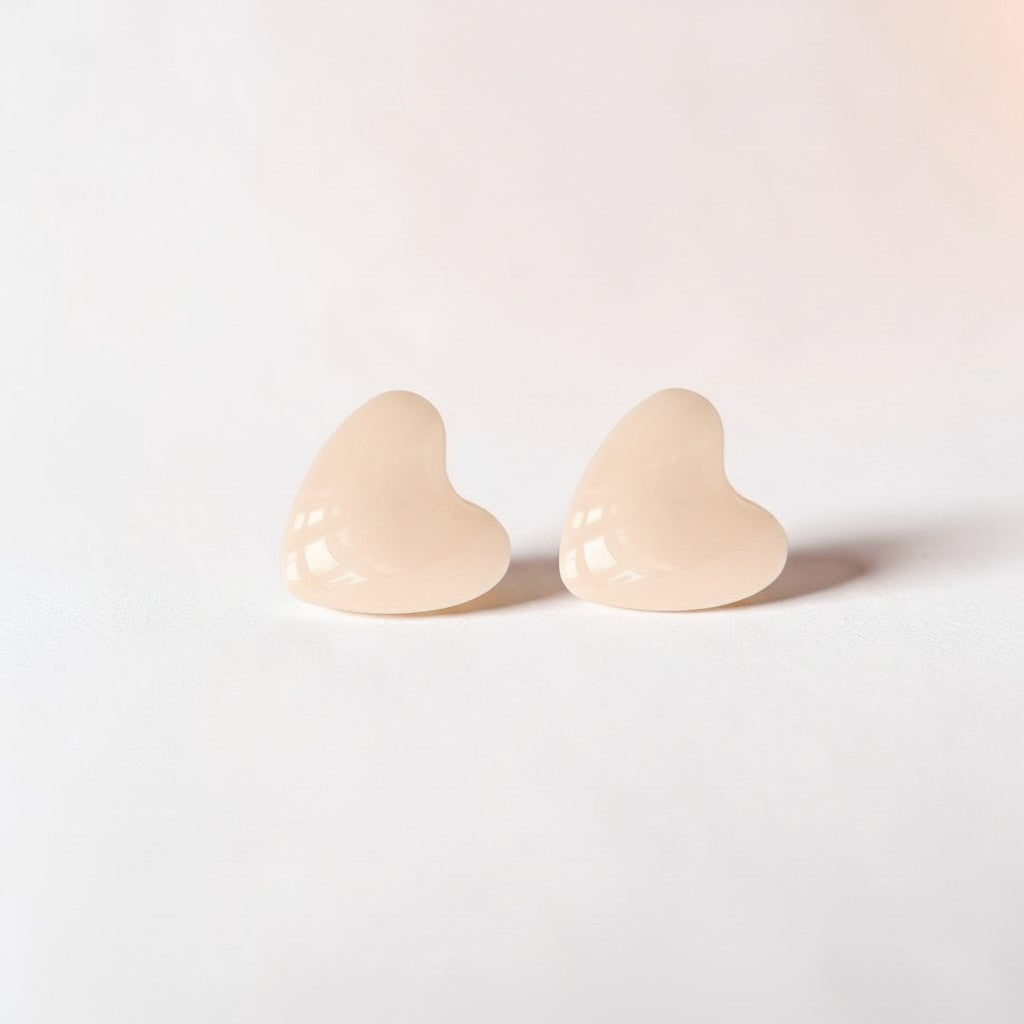 Delicate heart studs earrings