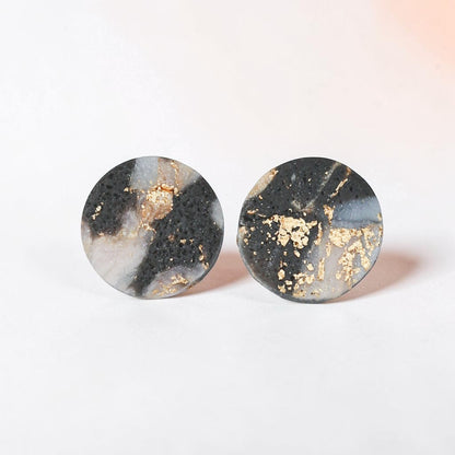 Boucles d'oreilles à clous en marbre avec tiges en acier inoxydable chirurgical