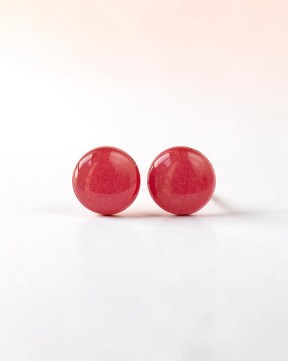 Boucles d'oreilles clous rouges mignonnes en acier chirurgical