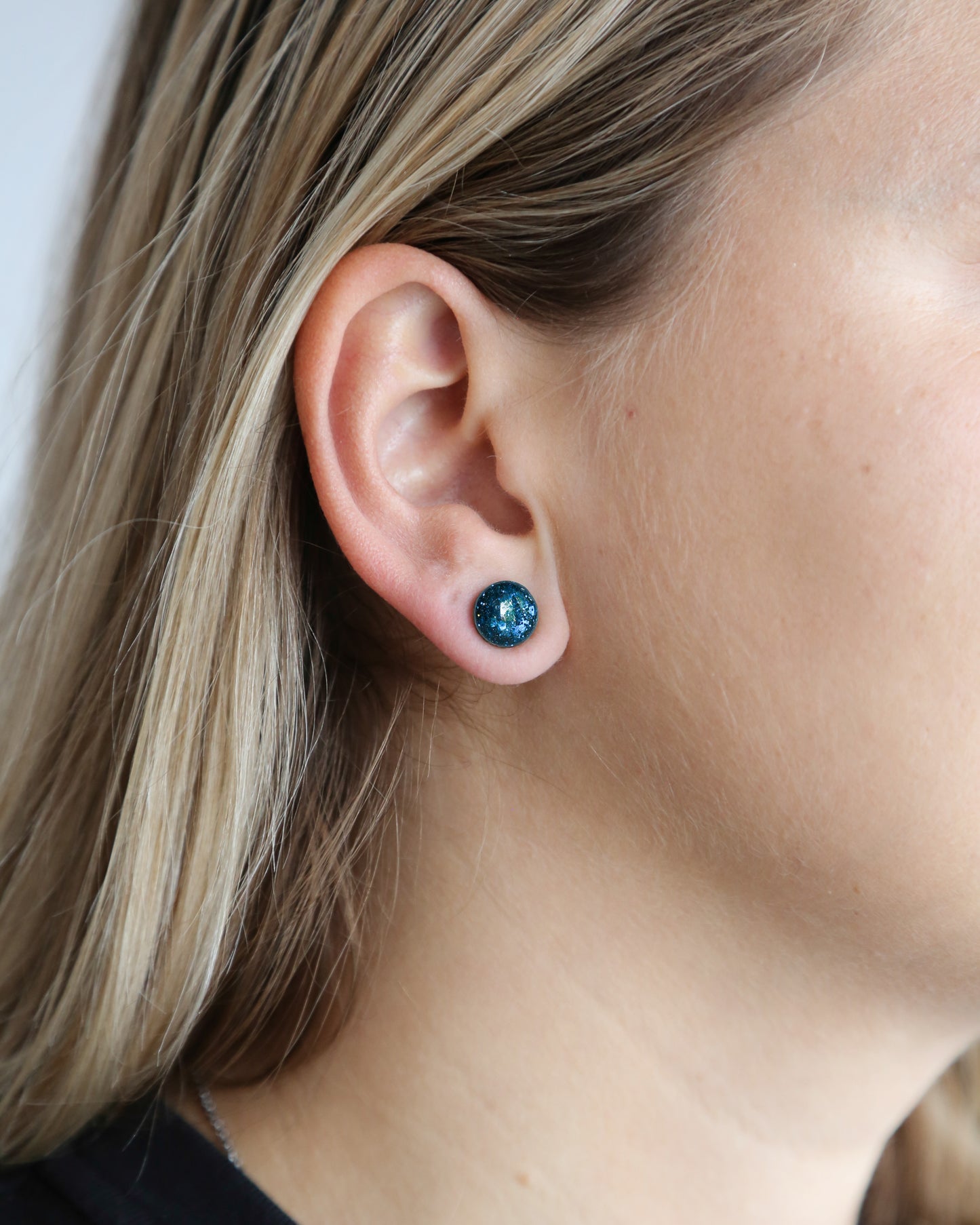 Minimalist 8mm glitter stud earrings