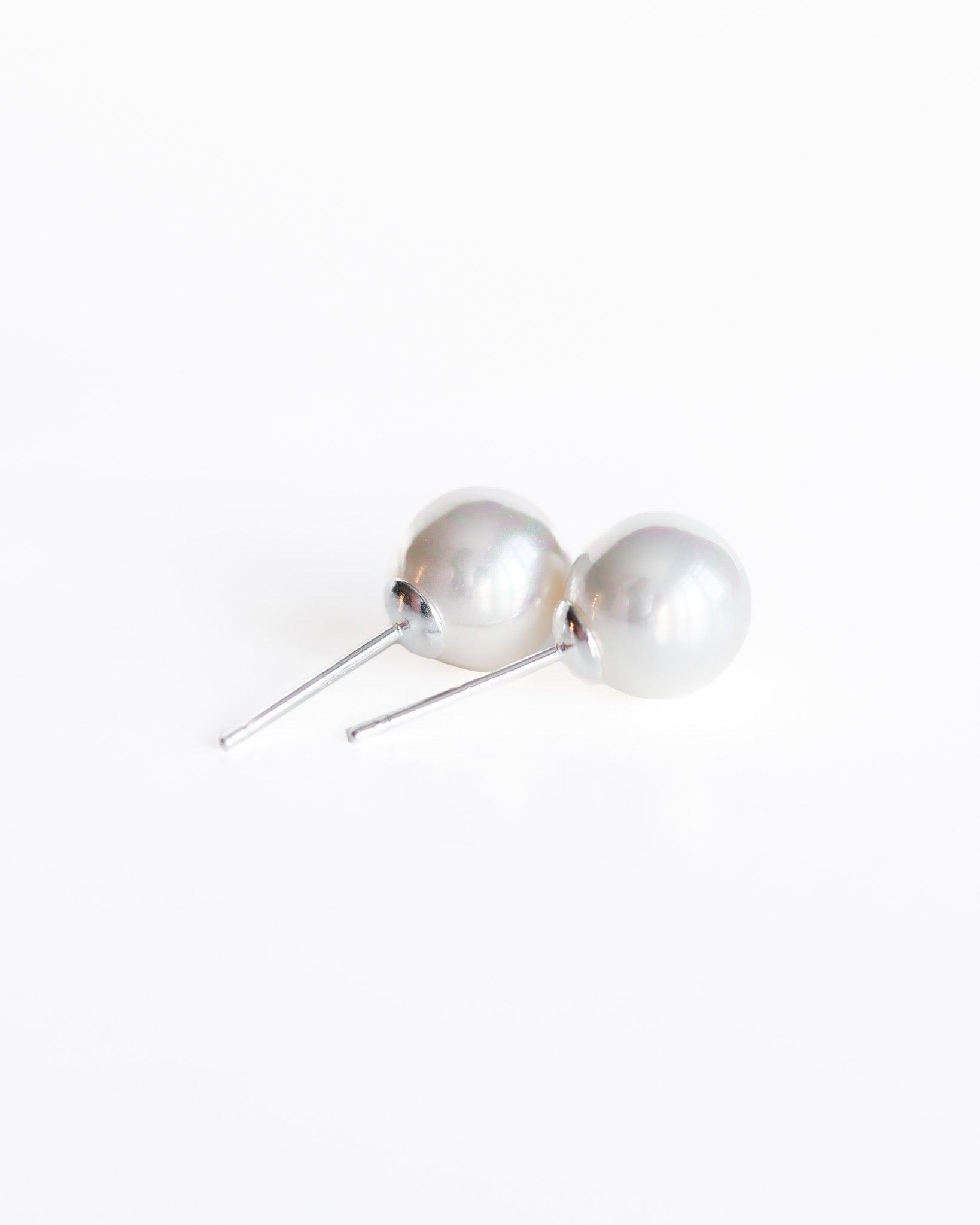 Pearl Stud Earrings with silver posts - 8mm - Ollijewelry