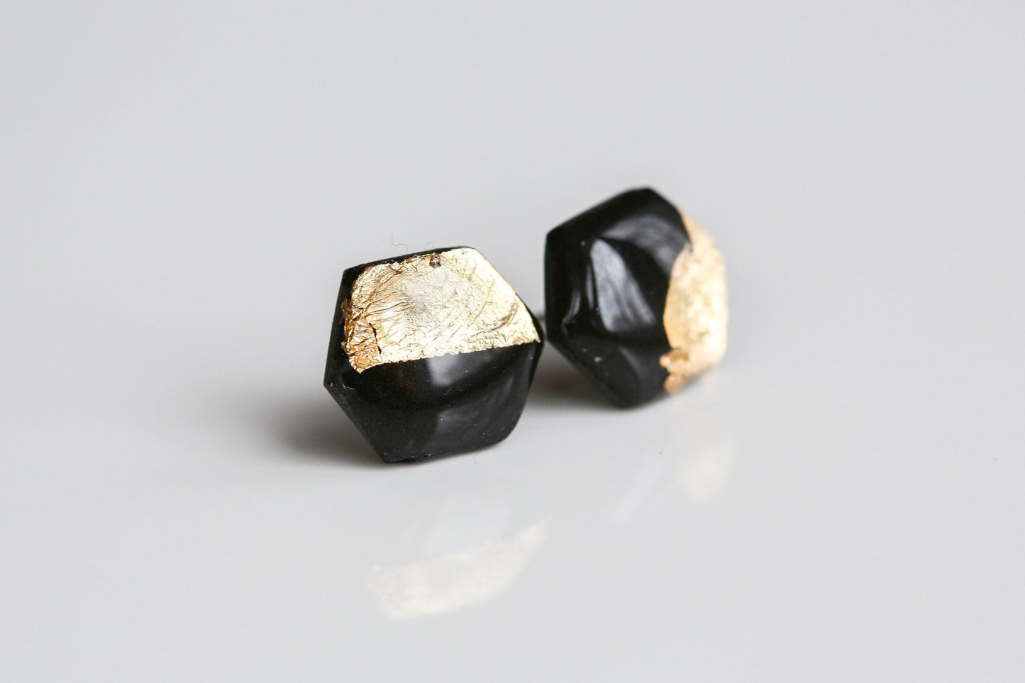 Black and gold hexagon stud earrings - Ollijewelry