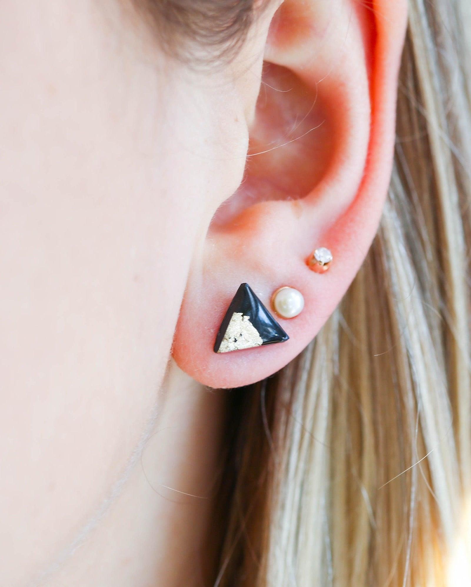 Black triangle studs - Ollijewelry