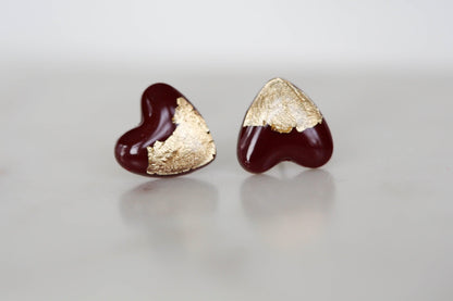 Burgundy heart stud earrings - Ollijewelry