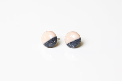 Champagne and granite stud earrings - Ollijewelry