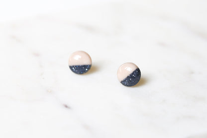 Champagne and granite stud earrings - Ollijewelry