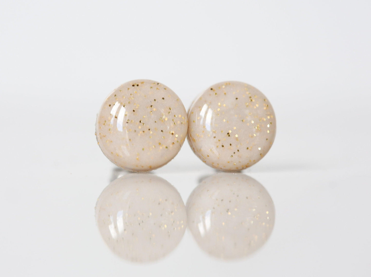 Champagne stud earrings - Ollijewelry