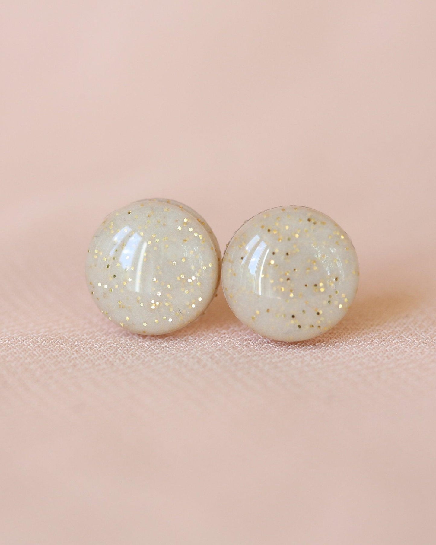 Champagne stud earrings - Ollijewelry