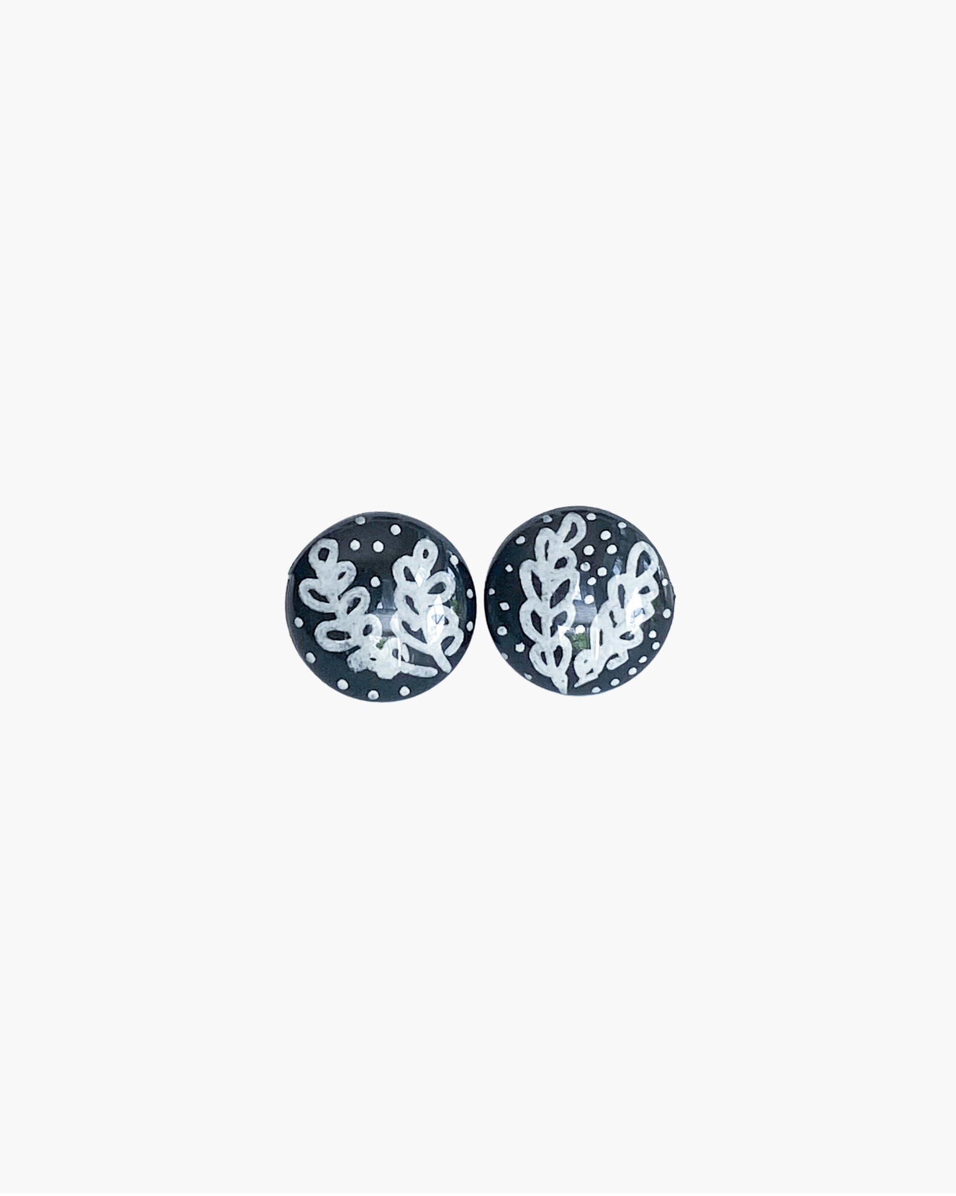 Delicate hand painted studs - Ollijewelry