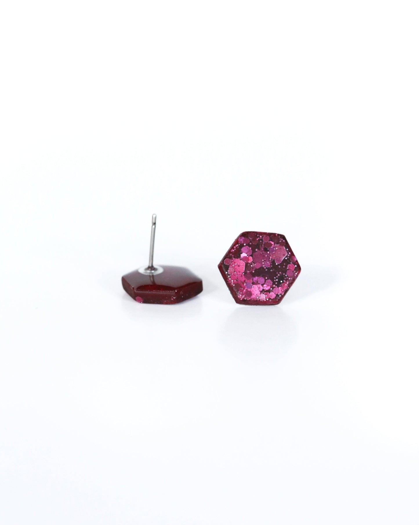 Delicate matt hexagon stud earrings - Ollijewelry