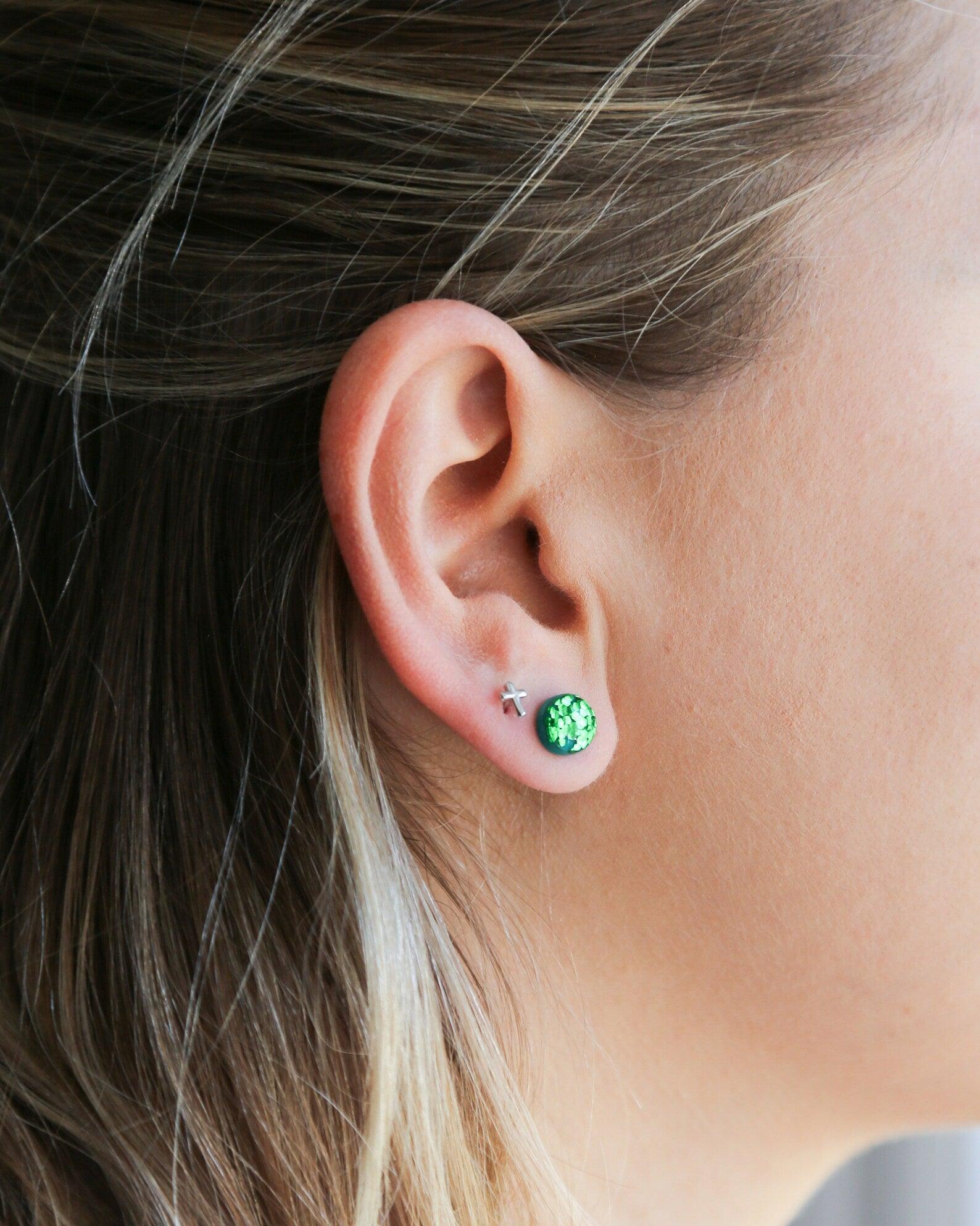 Emerald green studs with surgical steel posts, Handmade jewelry - Ollijewelry