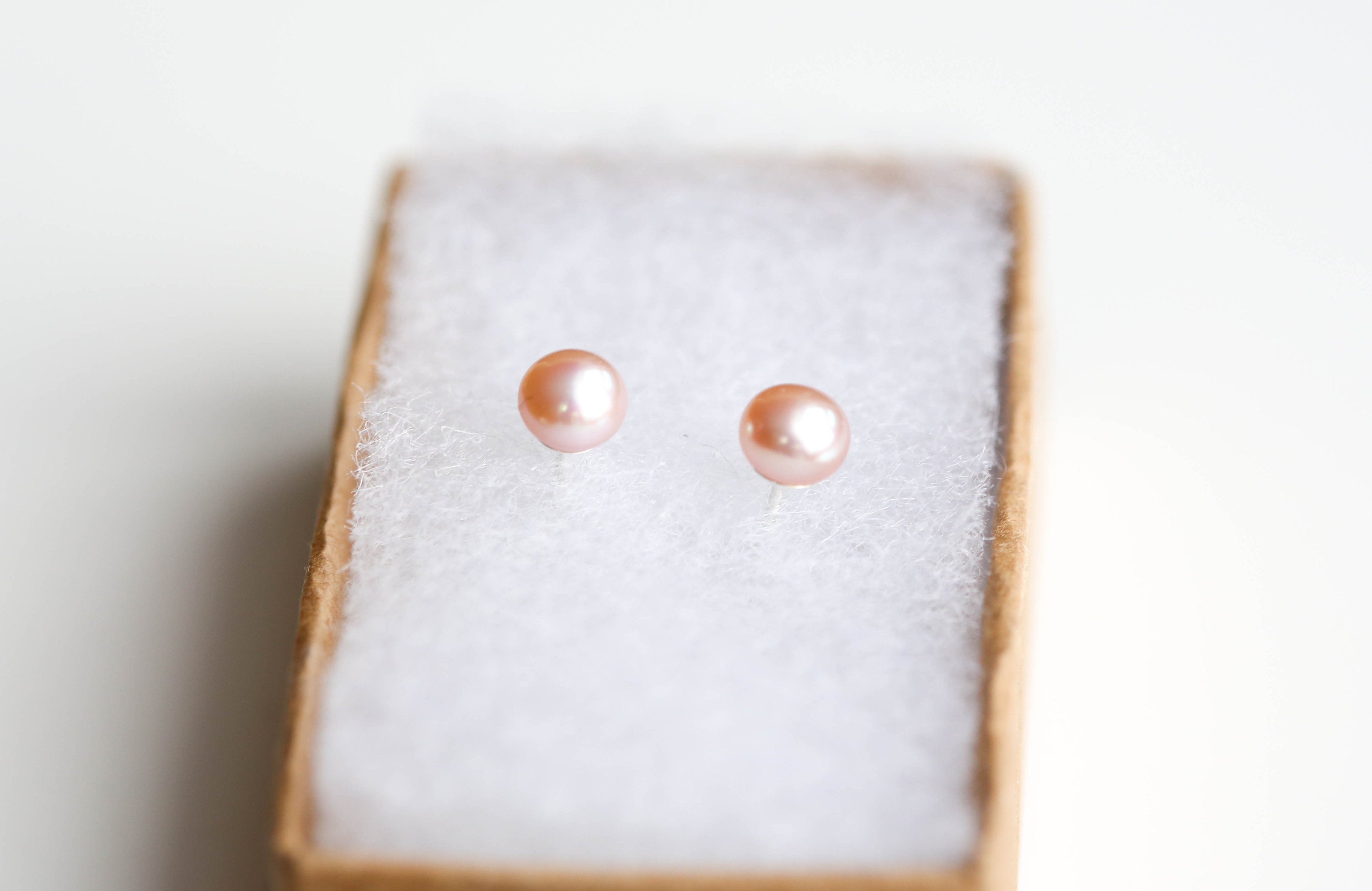 Pearl pink studs earrings with silver posts freeshipping - Ollijewelry