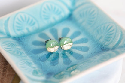Emerald green surgical steel earrings, Handmade jewelry - Ollijewelry