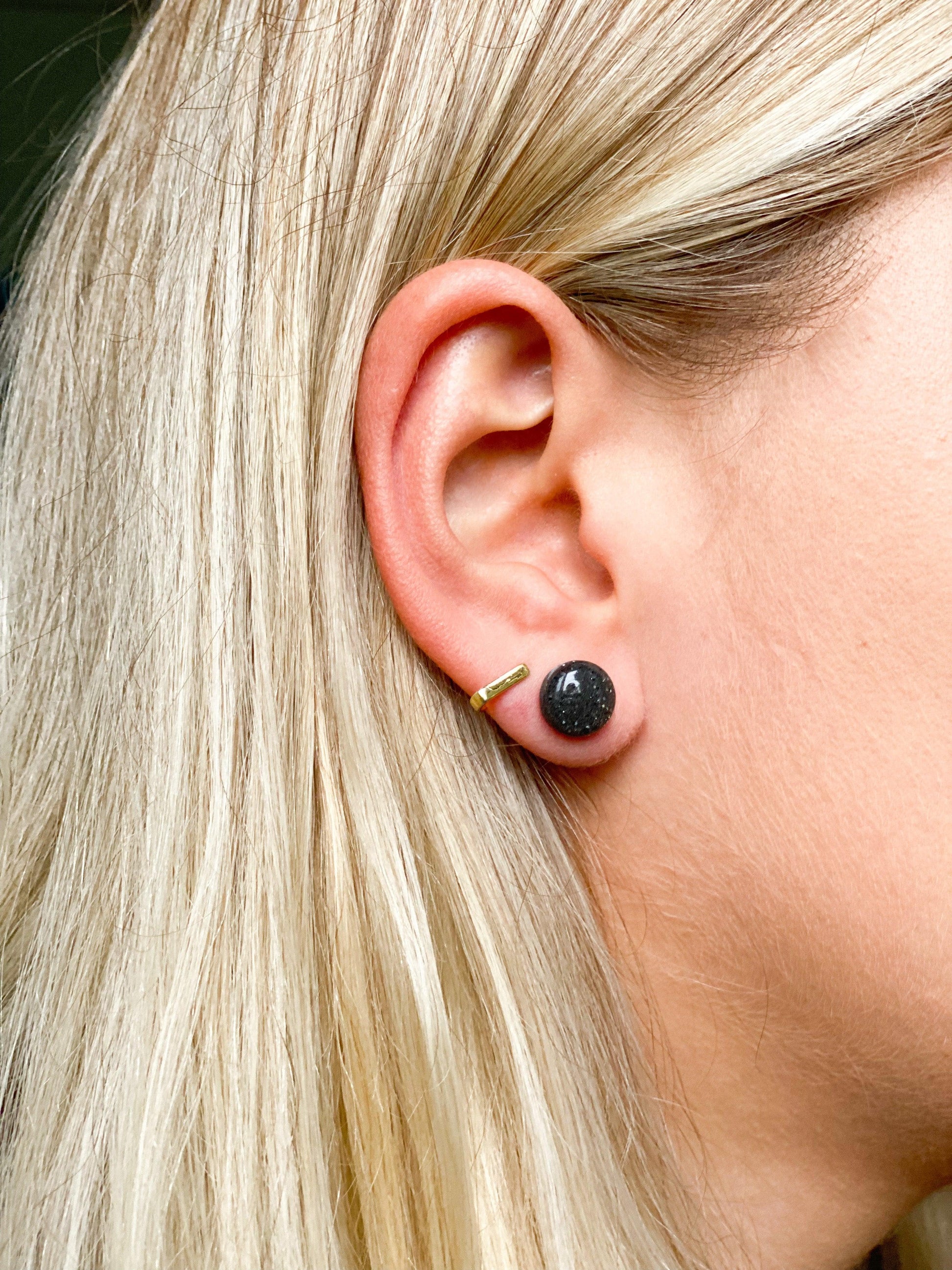Dark grey stud earrings freeshipping - Ollijewelry