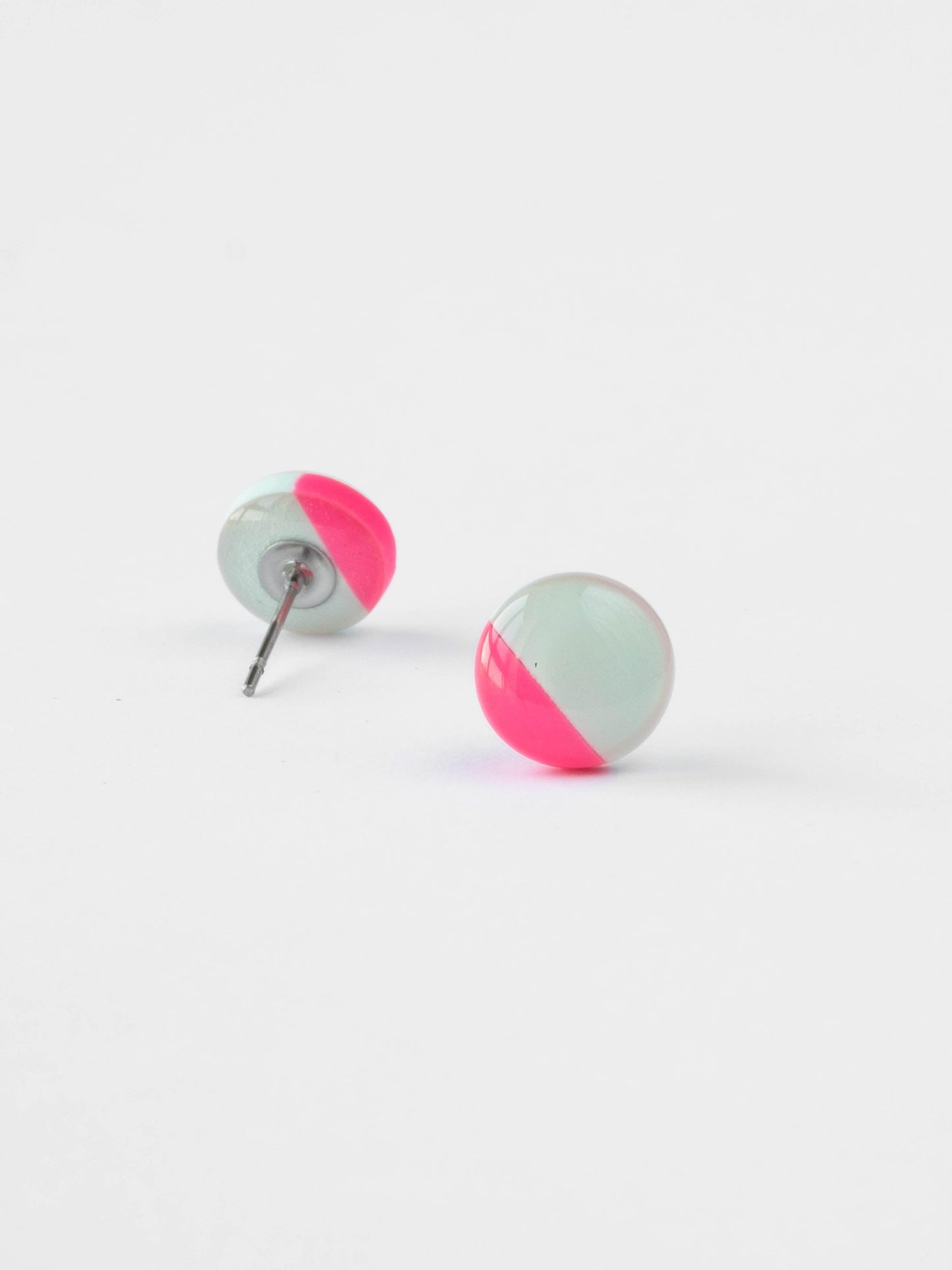 Mint and fuchsia delicate studs - Ollijewelry