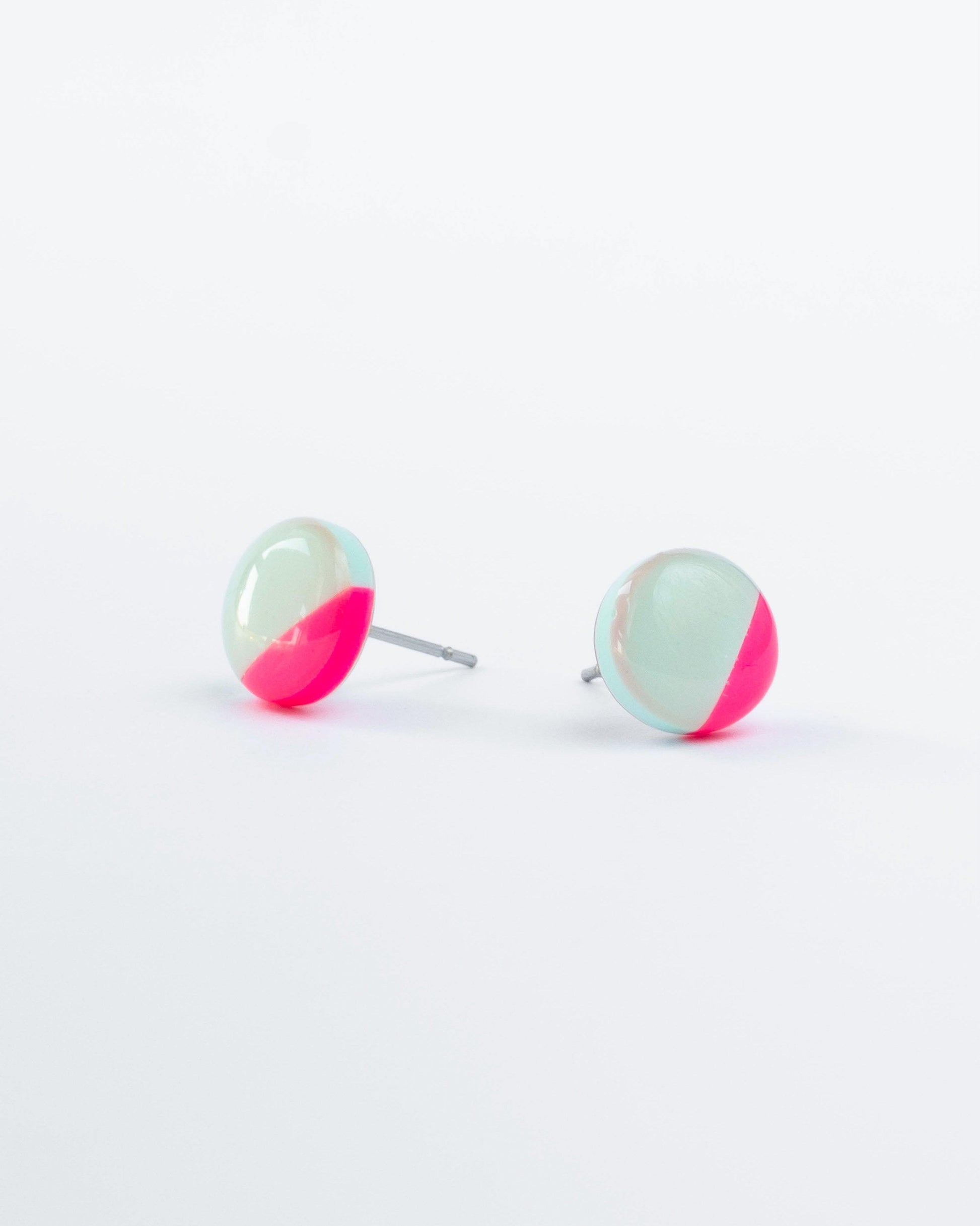 Mint and fuchsia delicate studs - Ollijewelry