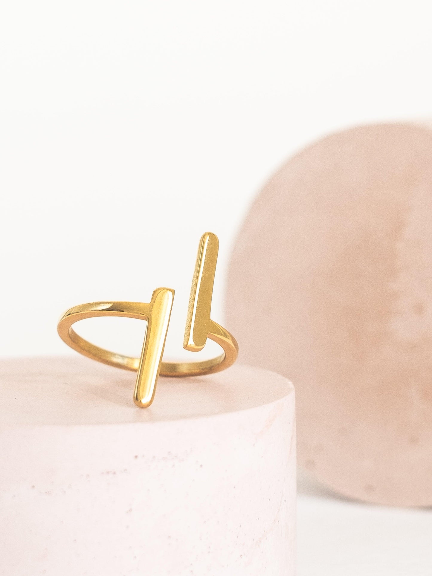 Parallel bar stylish ring - Ollijewelry