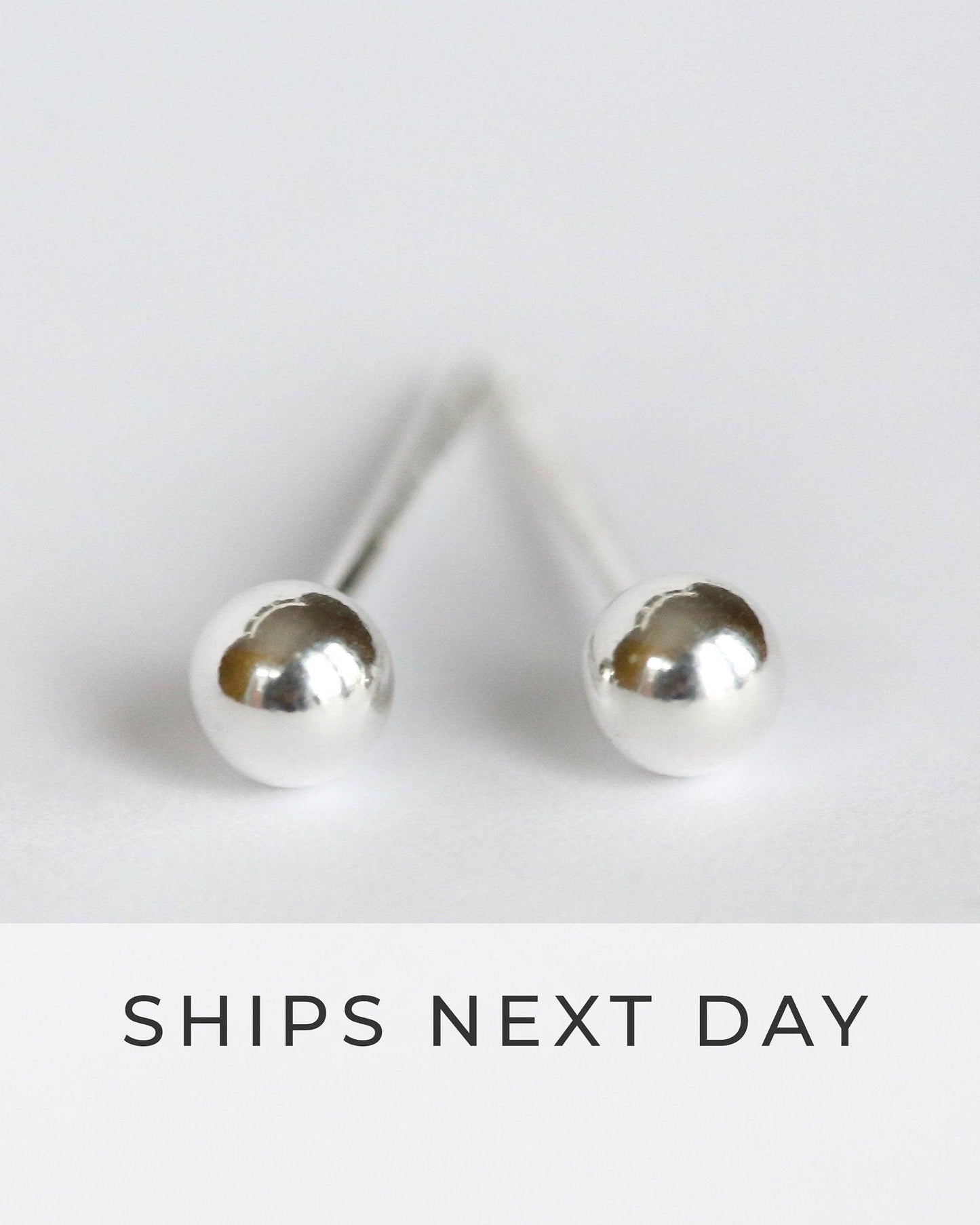 Silver stud earrings for sensitive ears - Ollijewelry