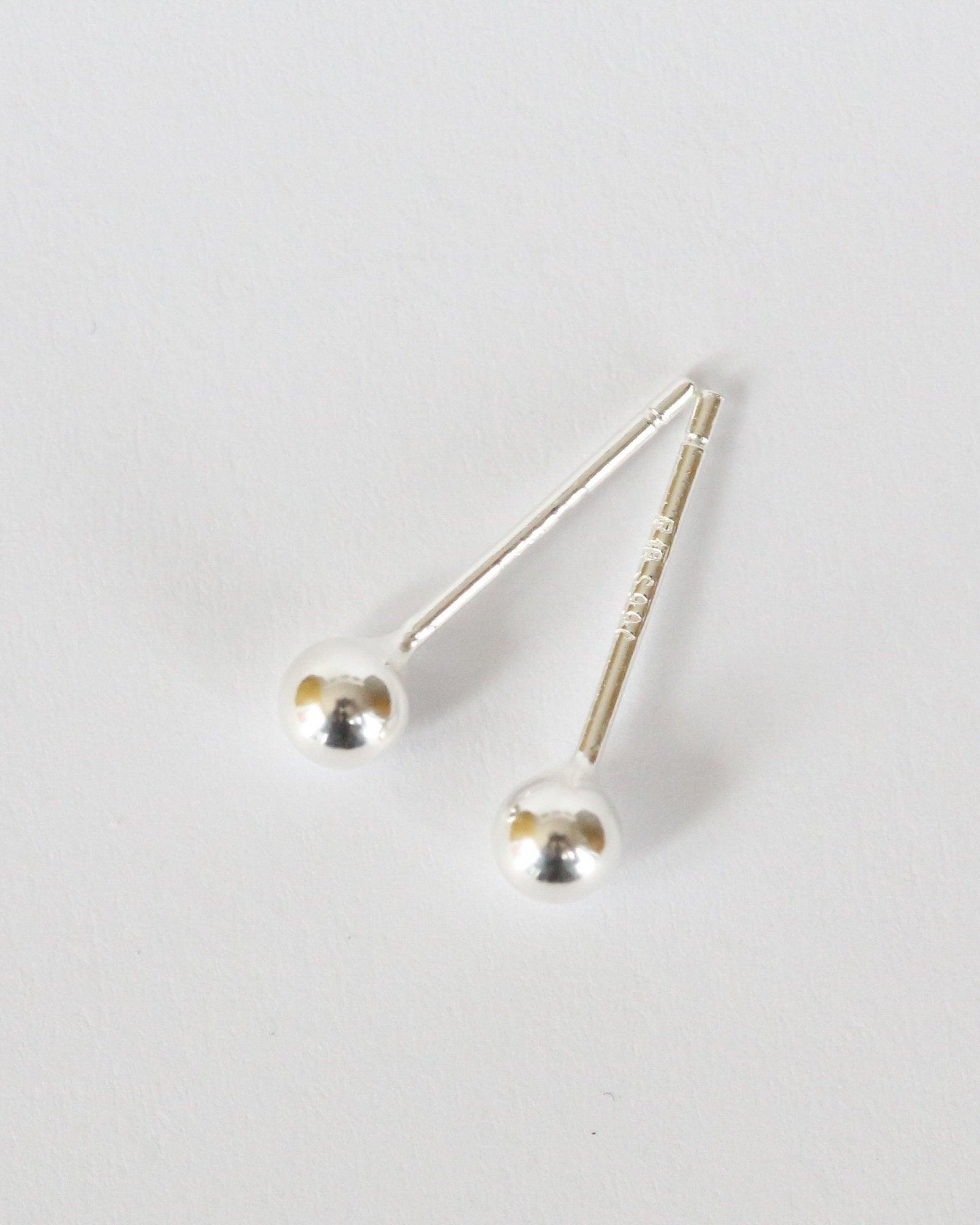 Silver stud earrings for sensitive ears - Ollijewelry