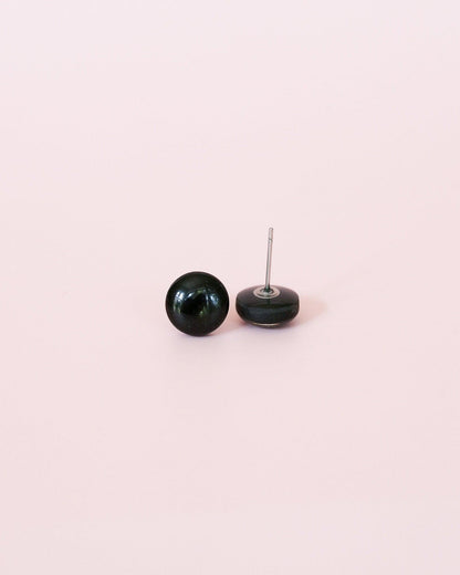 Simple black round studs for sensitive ears - Ollijewelry